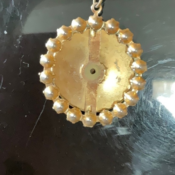 VINTAGE 1901 INDIAN PENNY PENDENT-GOLDTONE WITH RHINESTONE NECKLACE - Picture 3 of 3